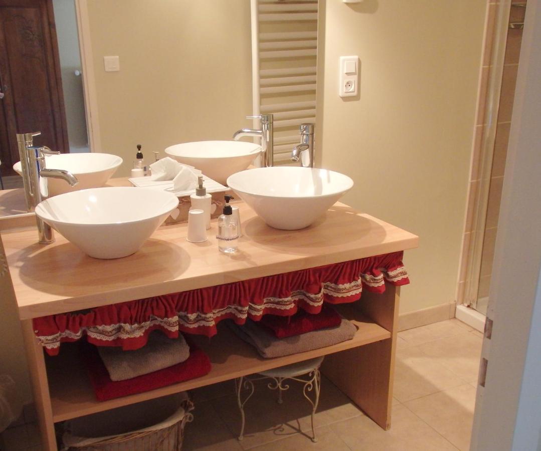Chambres D'Hotes Le Tilleul Saint-Hilaire-des-Loges Zewnętrze zdjęcie