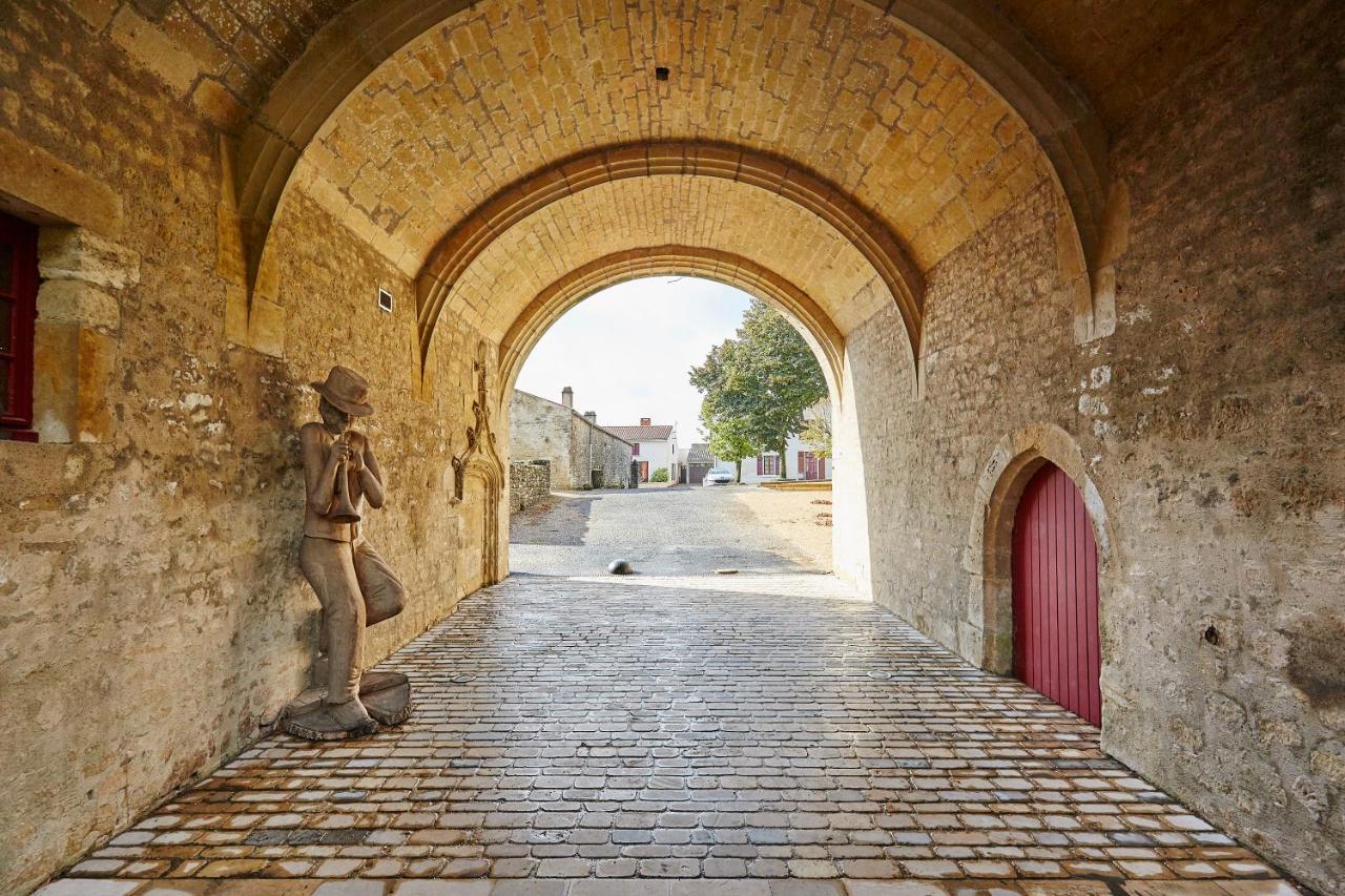 Chambres D'Hotes Le Tilleul Saint-Hilaire-des-Loges Zewnętrze zdjęcie