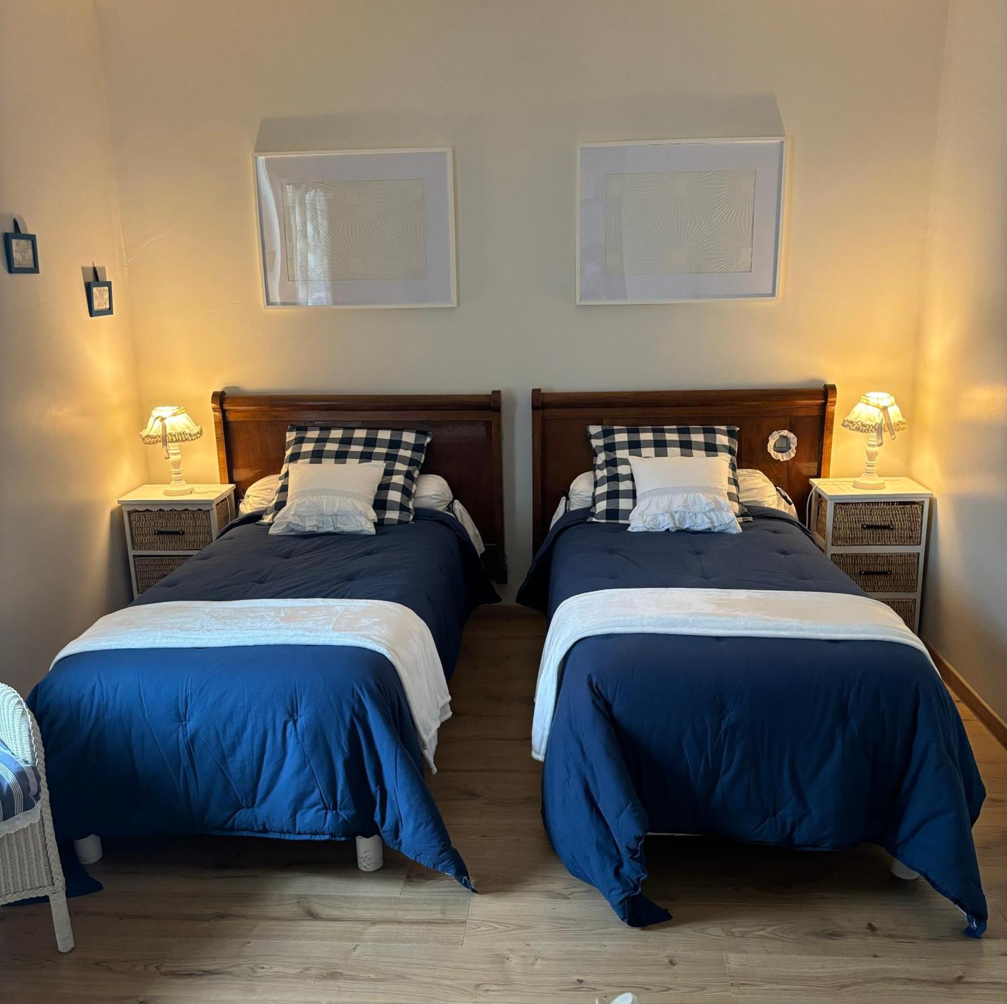 Chambres D'Hotes Le Tilleul Saint-Hilaire-des-Loges Zewnętrze zdjęcie