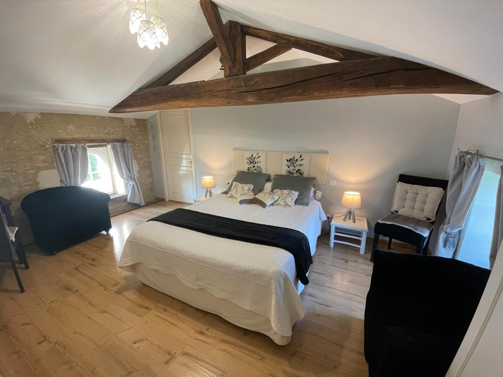 Chambres D'Hotes Le Tilleul Saint-Hilaire-des-Loges Zewnętrze zdjęcie