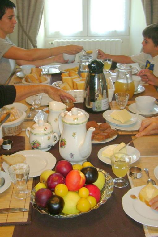 Chambres D'Hotes Le Tilleul Saint-Hilaire-des-Loges Zewnętrze zdjęcie